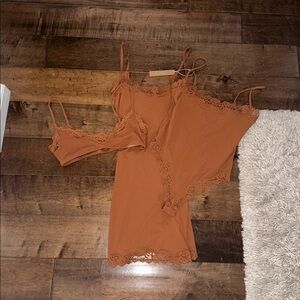 SKIMS FITS EVERYBODY LACE BRALETTE, DRESS, CAMI BODYSUIT BUNDLE BRONZE XS/SMALL